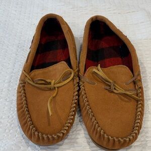 Canadiana Suede Tan Moccasin Slippers